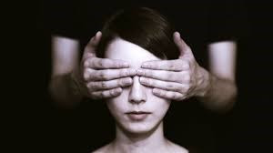 BLIND en toch ZIEN: wanneer zekerheid je grootste struikelblok wordt